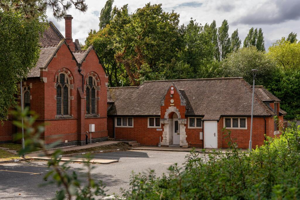 Chapel Photo 3.jpg