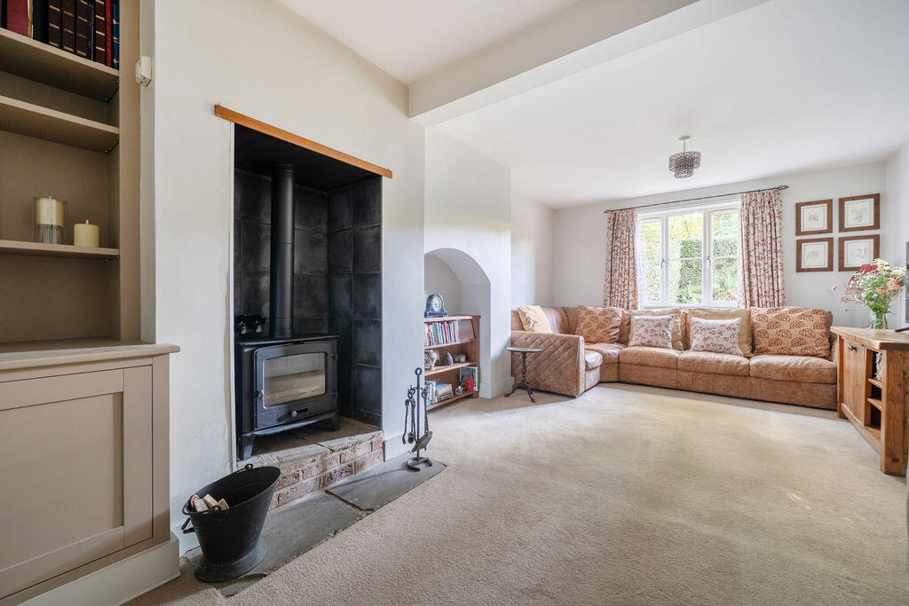 House in Guildford, Shere - View 5