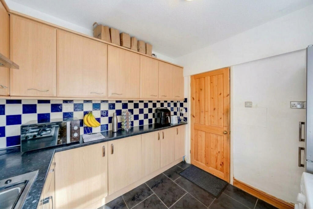 House in London - View 4