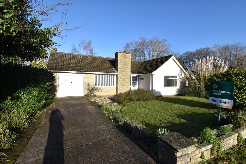 Main image of property: Hilder Gardens, Farnborough, Hampshire, GU14