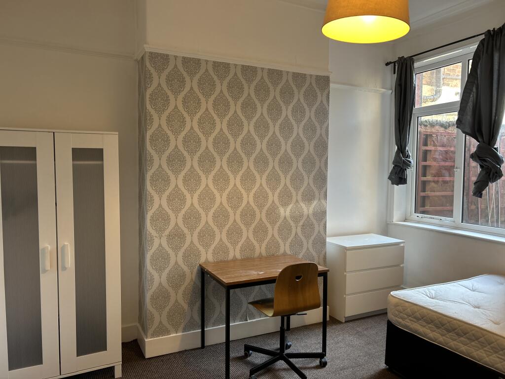 Main image of property: Room 2 Rathbone Road, L15