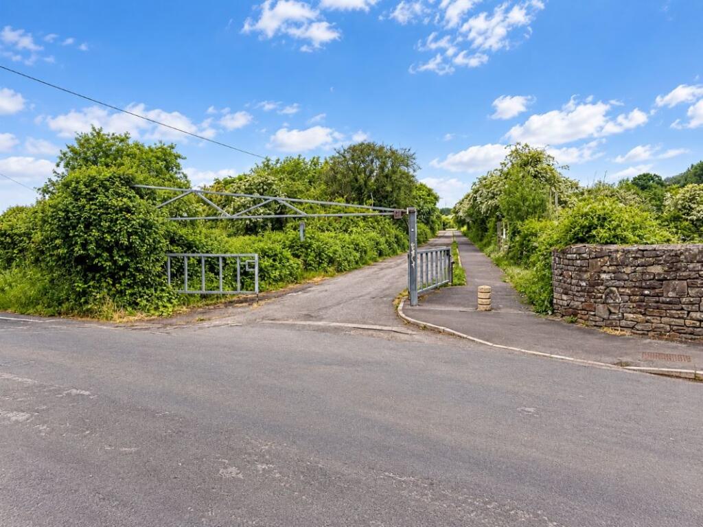 Land in BS11 9XA