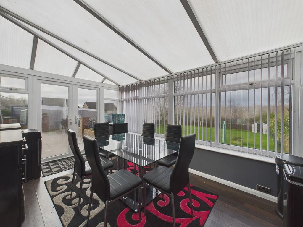 Arundel Crescent , Treeton photo 4