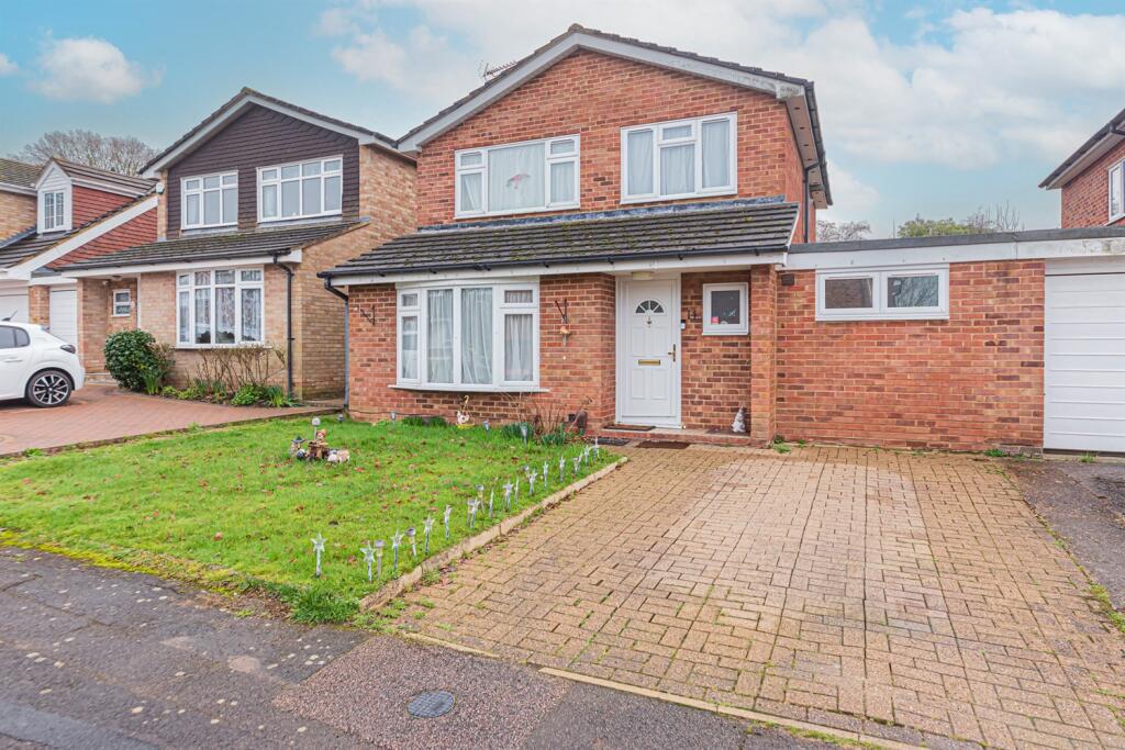 Main image of property: Proctors Road, Wokingham, RG40