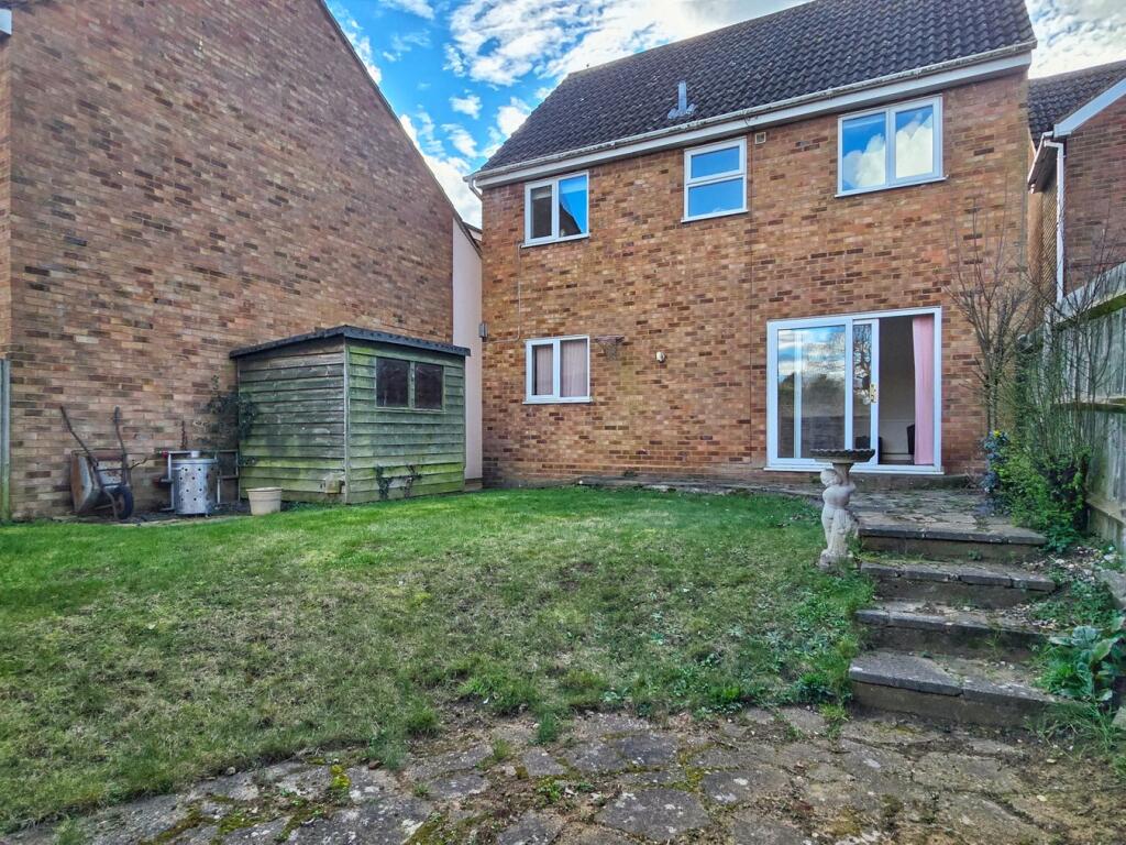 Harrow Piece, Maulden, Bedfordshire, MK45 photo 2