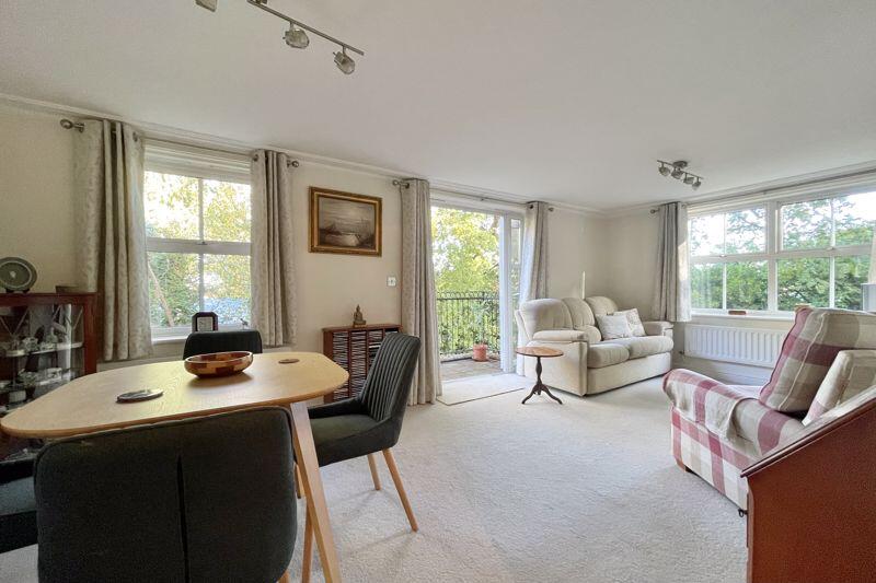 Church Road, Esher photo 2
