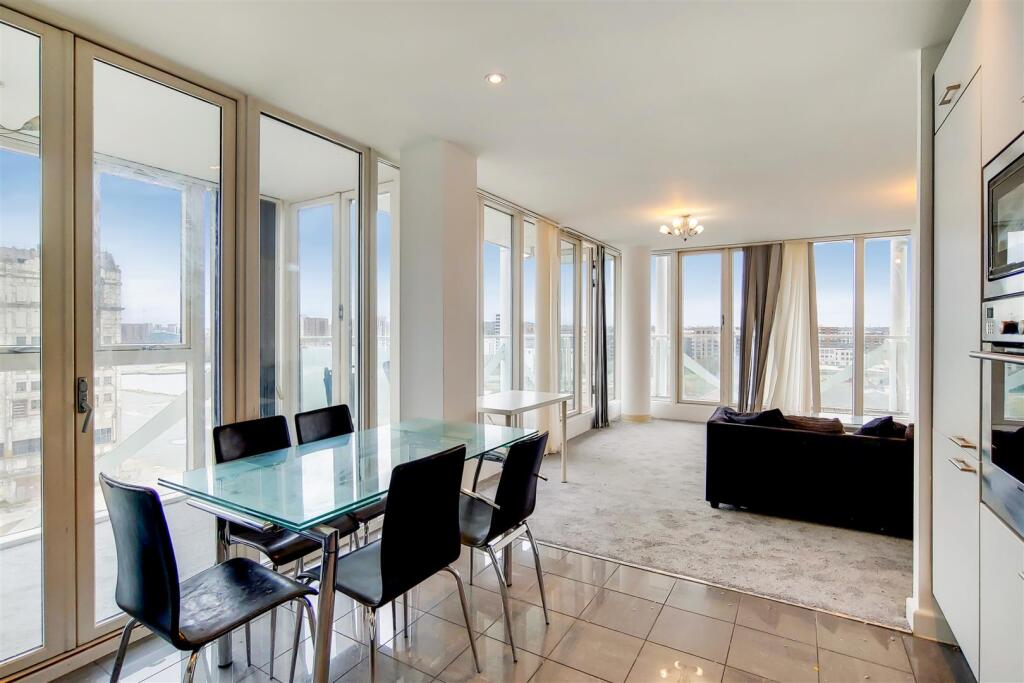 Main image of property: Eastern Quay Apartments, Silvertown, E16