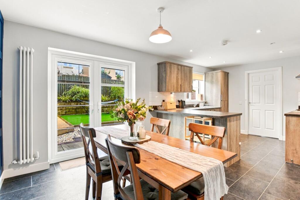 House in Kilmarnock, North Ayrshire - View 2