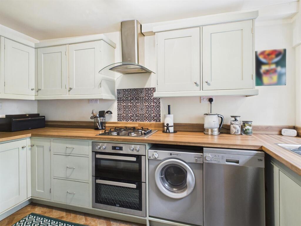 House in Wyre Forest, Catchems End, Bewdley - More