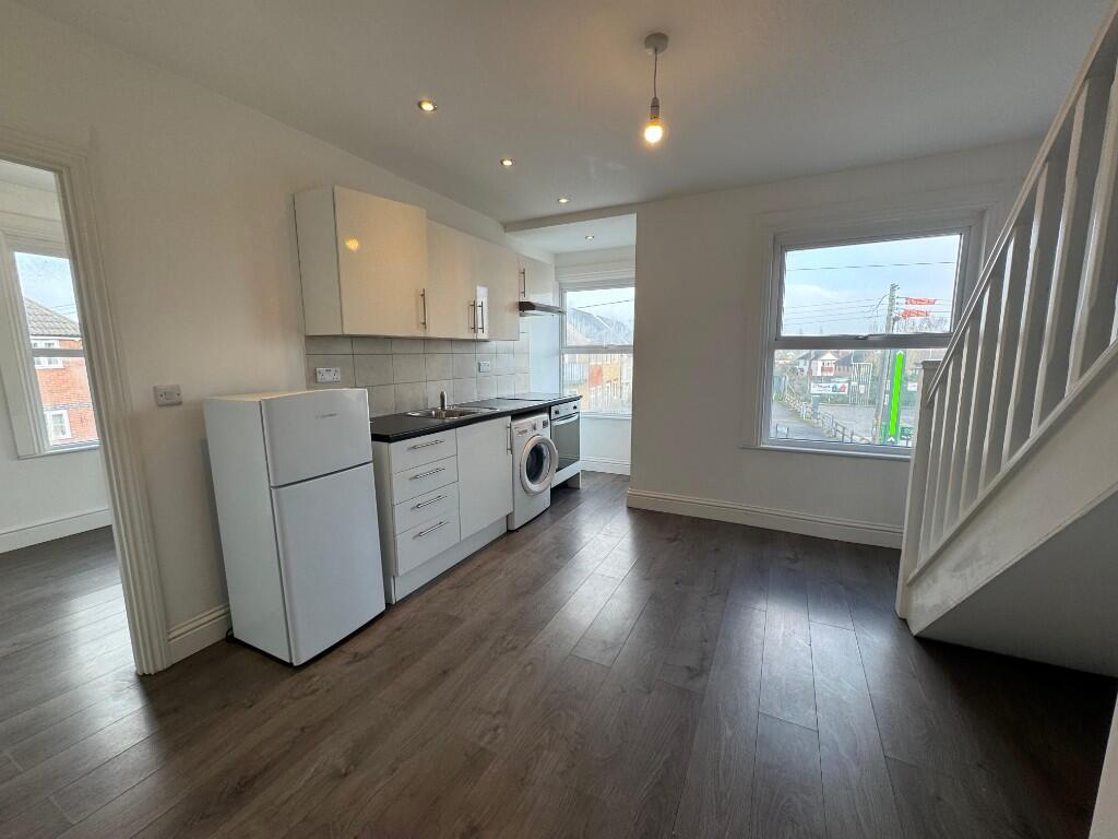Main image of property: Main Road, Chelmsford, Essex, CM1