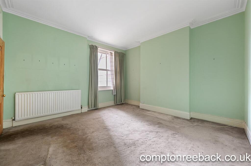 Apartment in London - View 5