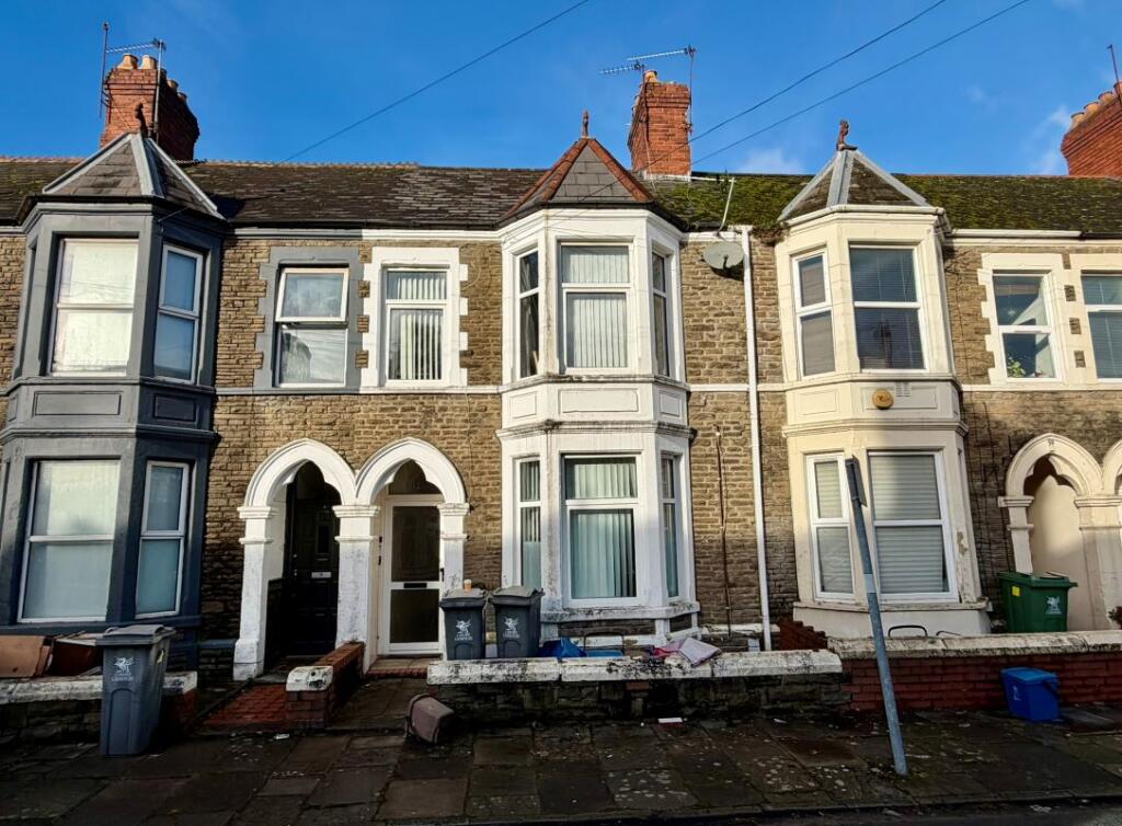 2-bed terraced on 11 Colum Place, Cardiff, CF10 3EP, £199,000
