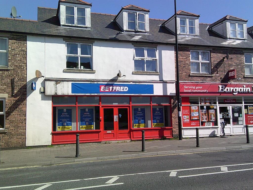 Main image of property: 76C High Street, Newton-Le-Willows, Merseyside, WA12 9SH