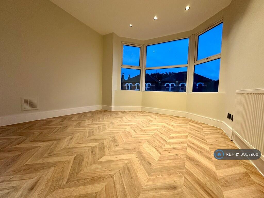 Apartment in London, Thornton Heath - View 5