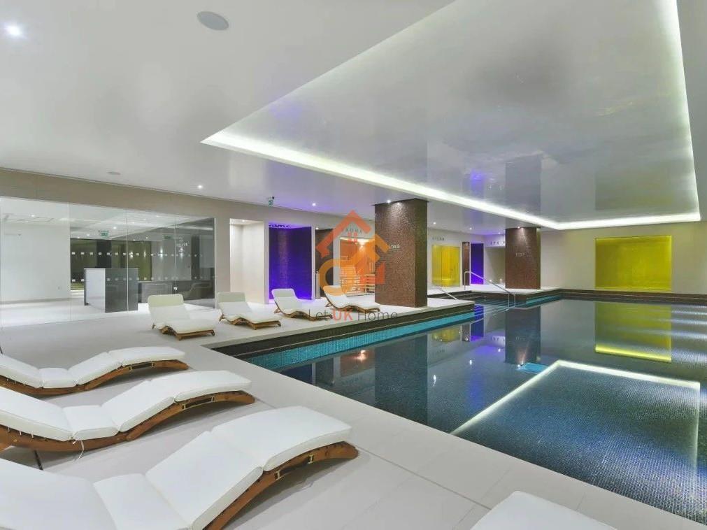 Main image of property: Neroli House, 14 Piazza Walk, London E1