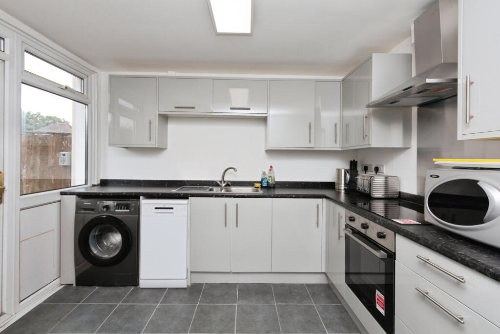 House in Reading - View 3