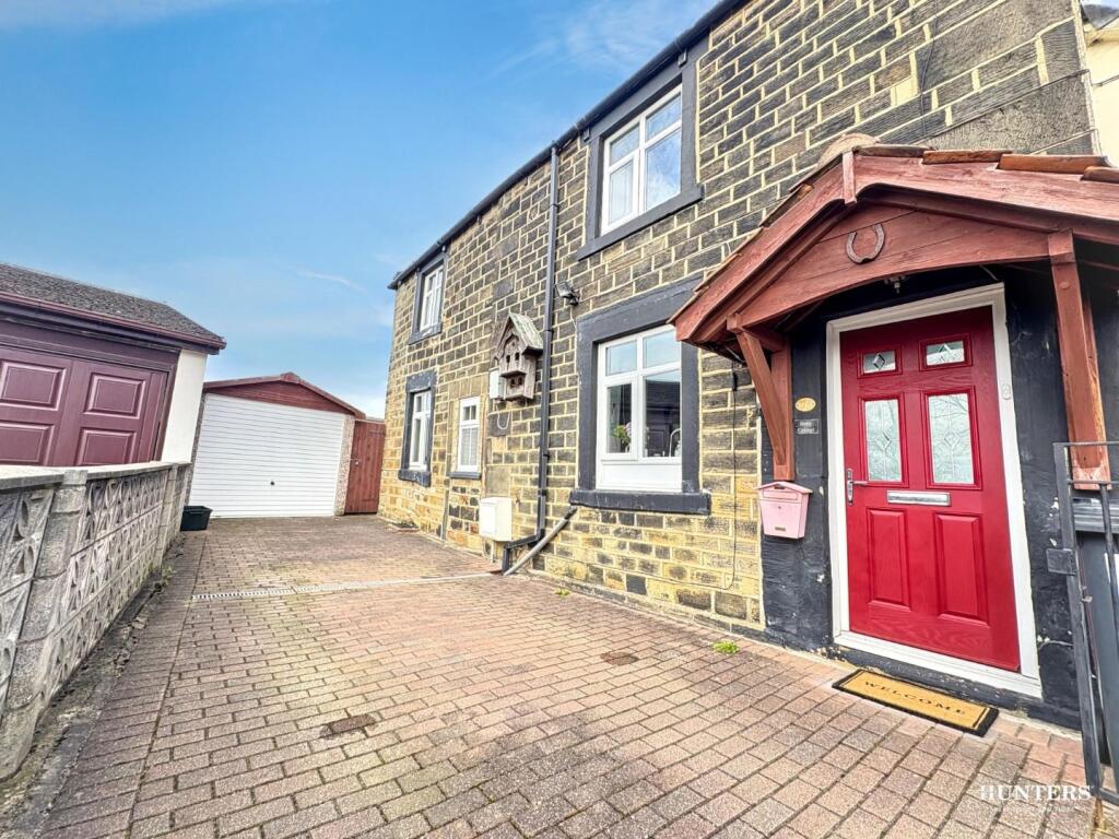 Main image of property: Cresswell Lane, Dewsbury