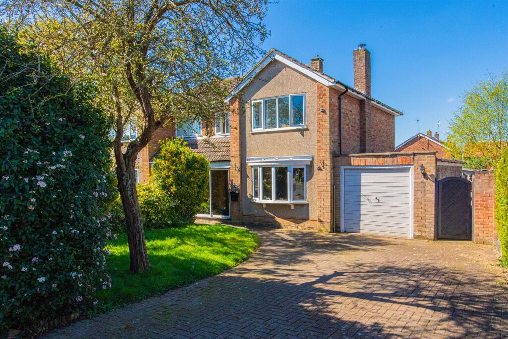 Main image of property: Fullwell Road, Bozeat, Wellingborough