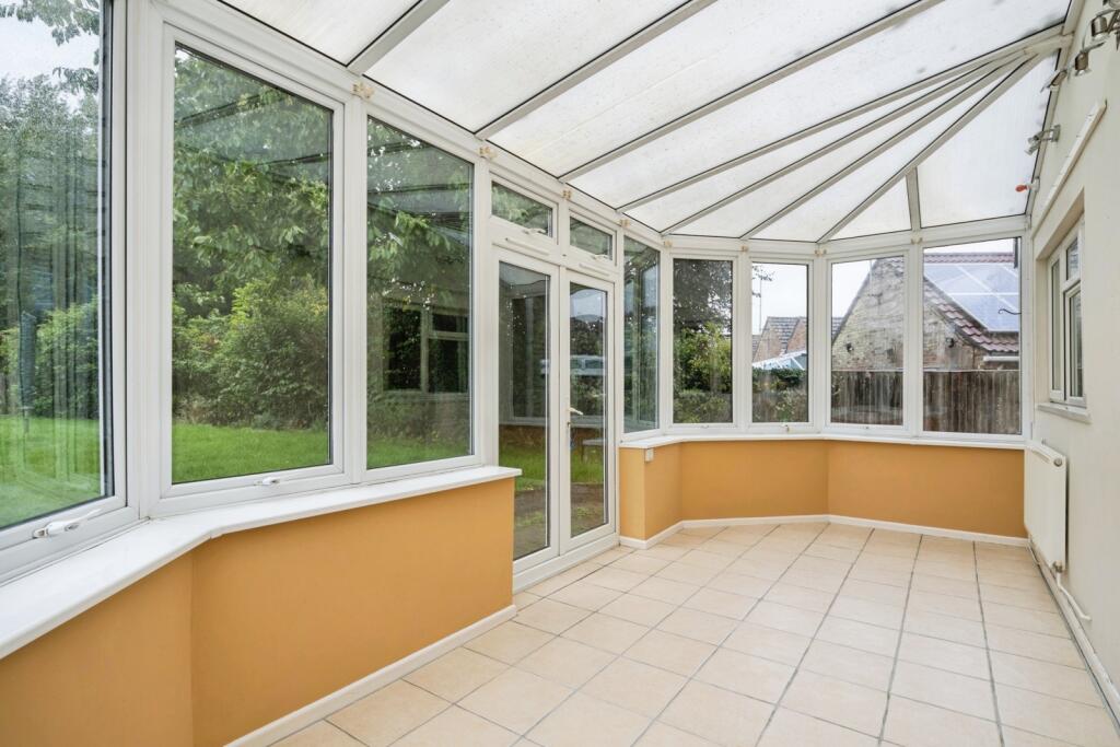 House in Rother, Hurst Green - View 5