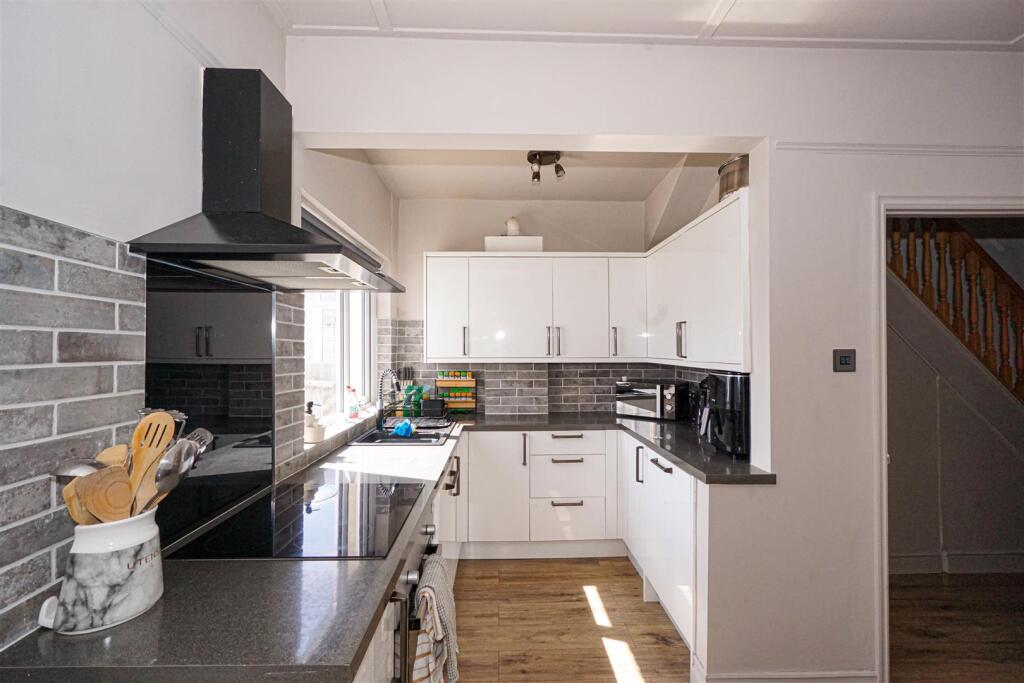 House in Tonbridge - View 5