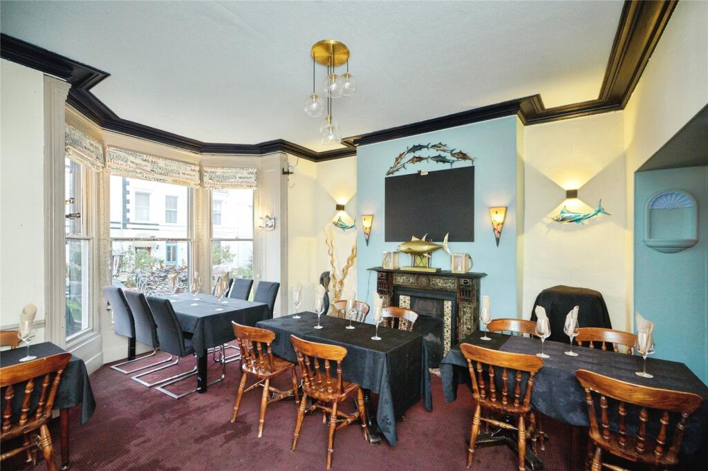 House in Llandudno, Craig-y-don - View 5
