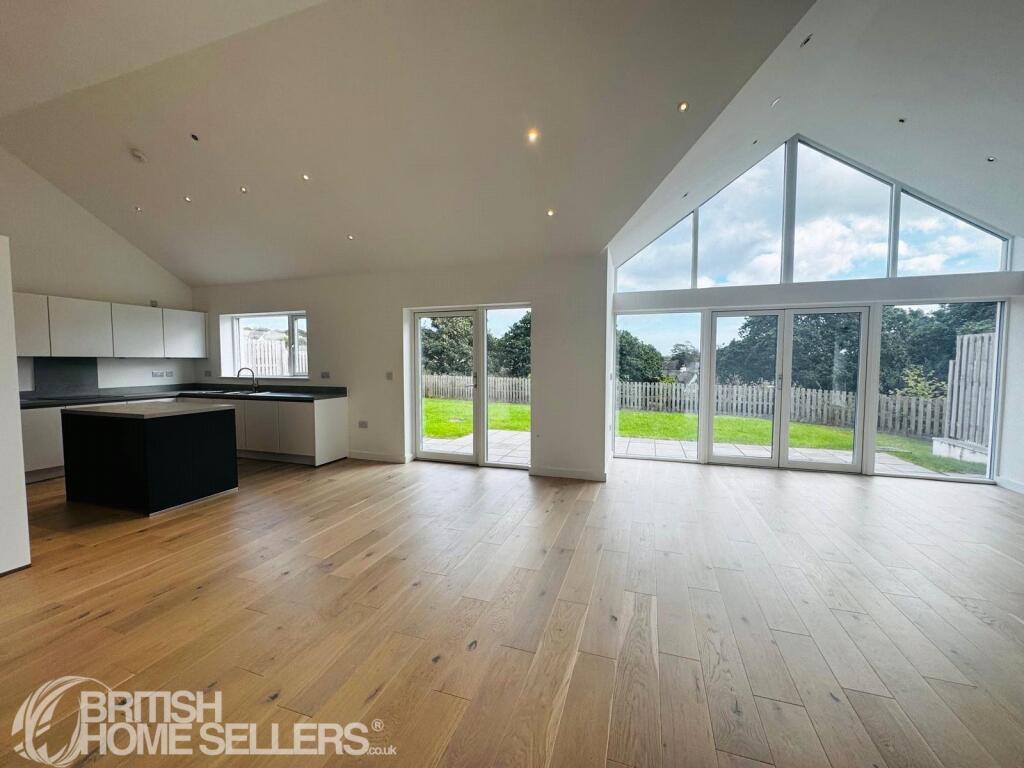 House in Truro, Mylor - More