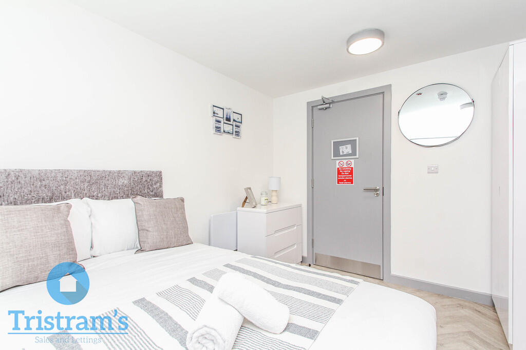 Bills Inclusive - Professional Ensuite Rooms | Talbot Street