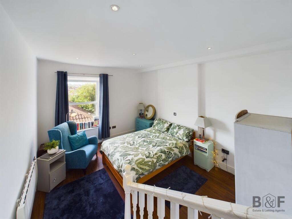 Main image of property: Broad Street, Staple Hill