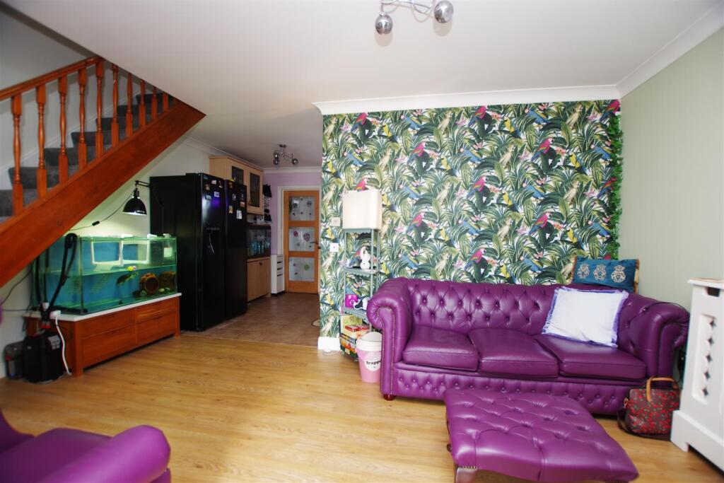House in Swindon - View 5