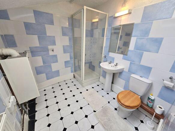 Photo 10