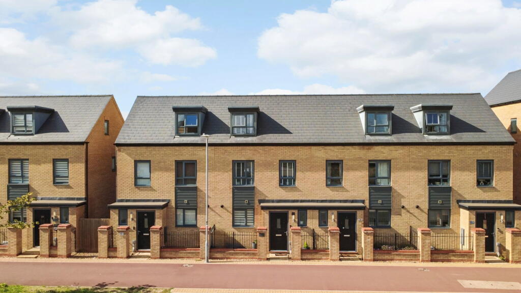 Main image of property: Barrosa Way, Whitehouse, Milton Keynes, Buckinghamshire, MK8 1DS