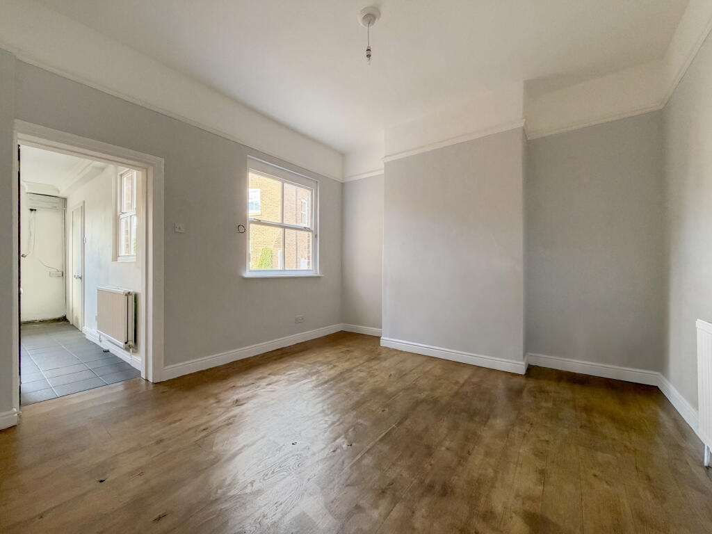 House in York - View 4