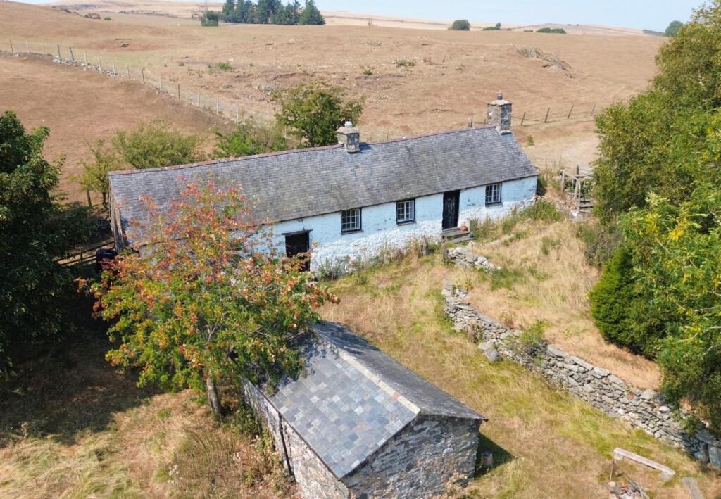 Main image of property: Ffordd Llys Gain, Betws Gwerfil Goch, Llanfihangel Glyn Myfyr