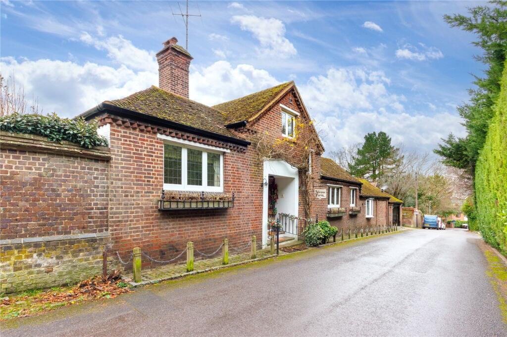 Main image of property: The Avenue, Radlett, Hertfordshire, WD7