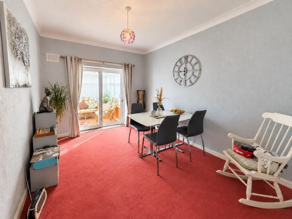 House in Bradford - View 5