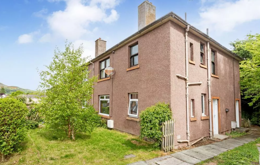 Main image of property: 5, Caerketton Avenue, Bilston, EH25 9SJ