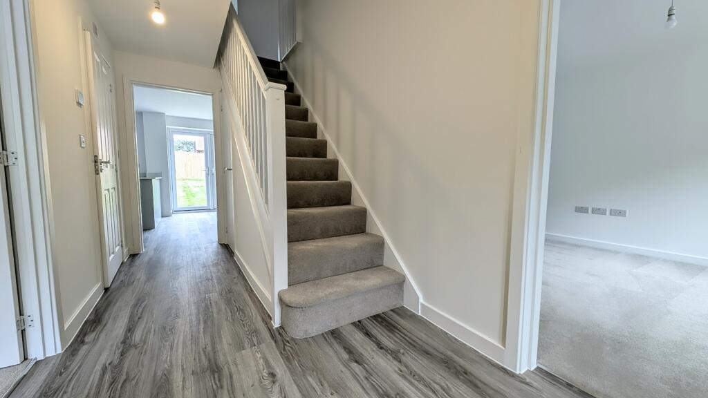 House in Guildford - View 2