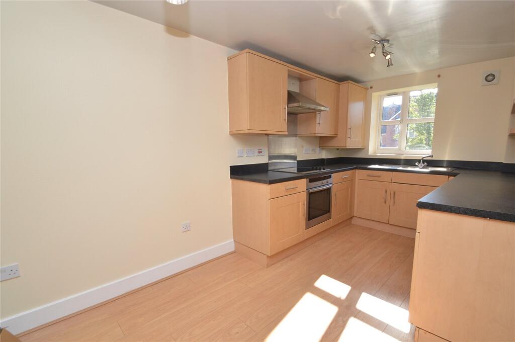Apartment in Blackburn - More