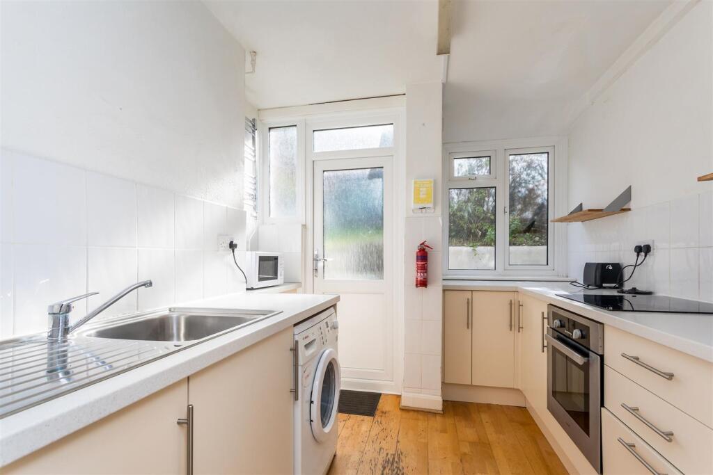 House in Brighton - View 4