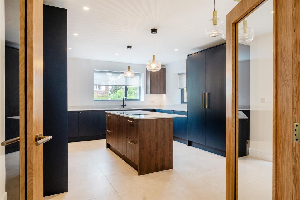 Additional image 4 of Mount Pleasant Lane, Bricket Wood, St. Albans