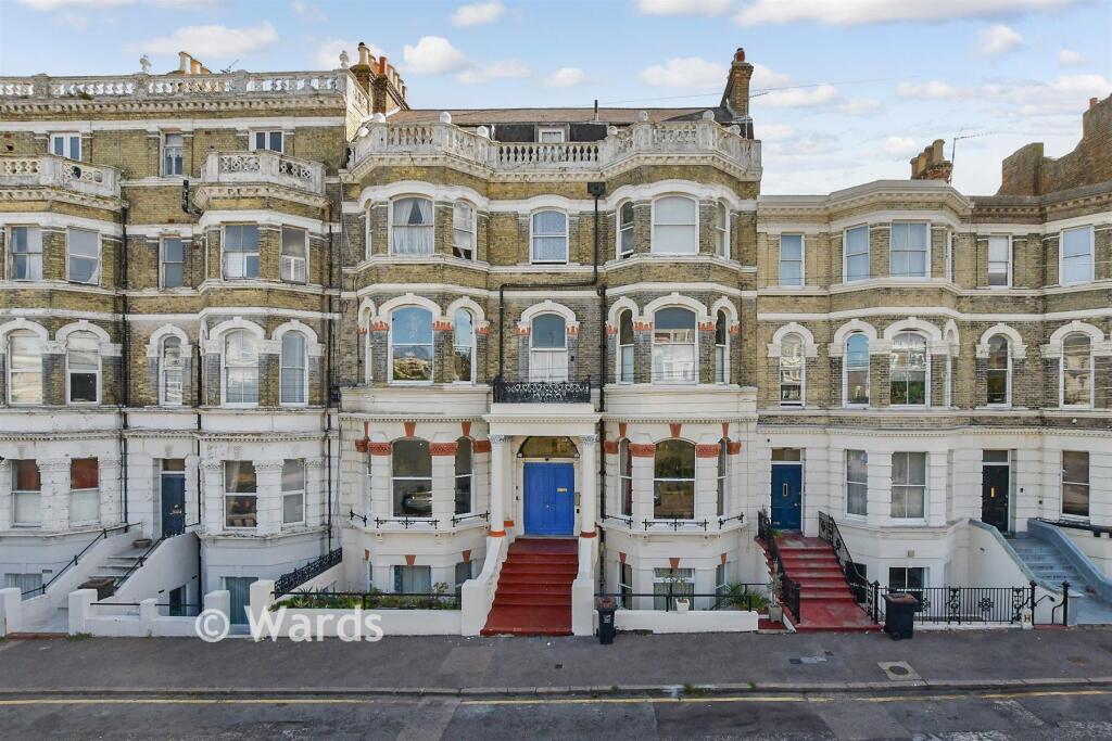 Apartment in Thanet, Cliftonville West, Cliftonville - View 2
