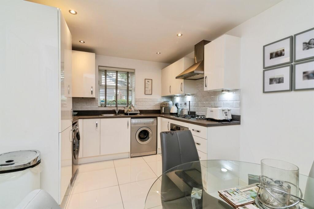 Penny Close, Nottingham photo 4