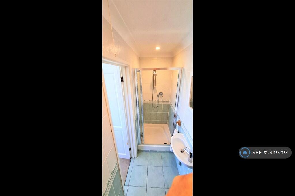 House in Eastleigh, Broadoak, Botley - View 4