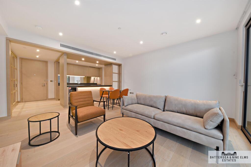 2-bed flat on Legacy Building, Embassy Gardens, £1,130,000