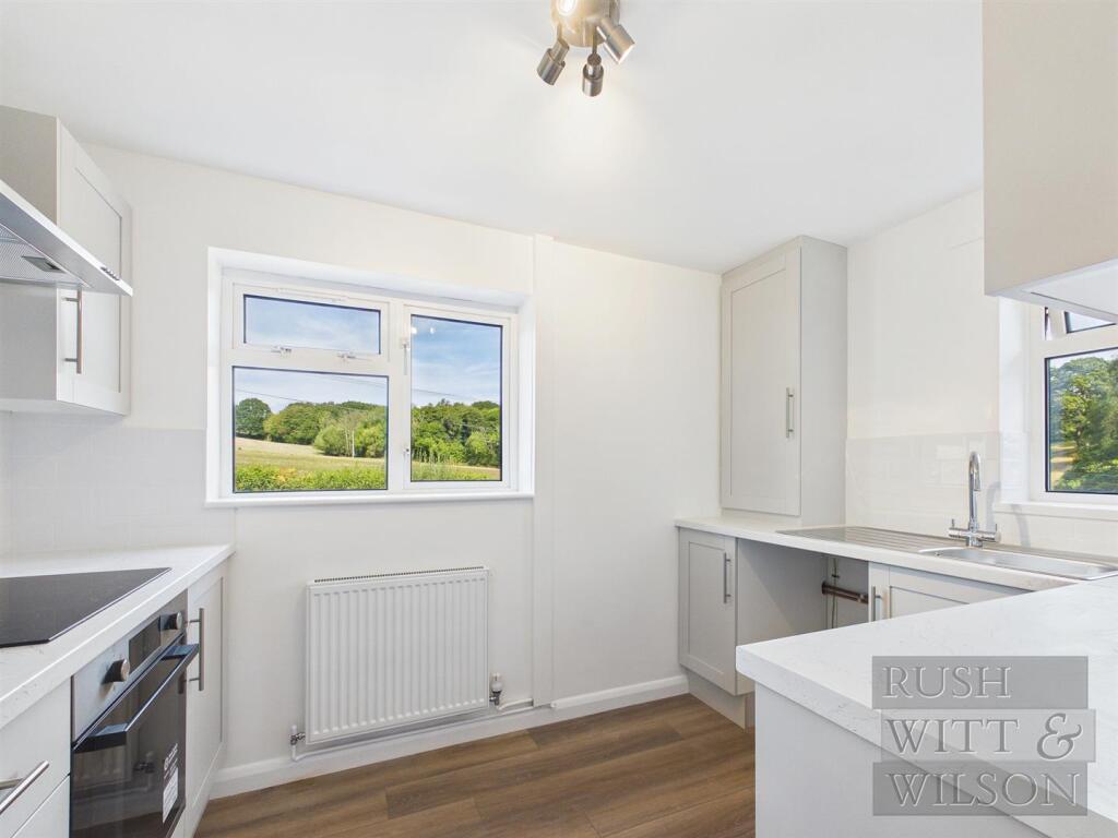 Apartment in Tonbridge - View 5