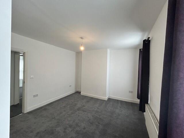 House in Chester, Ellesmere Port - View 5