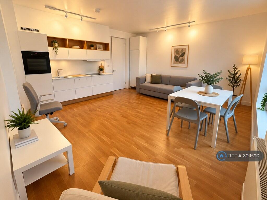 Apartment in London - View 2