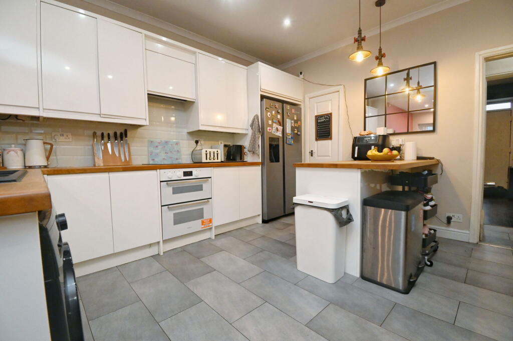 House in Barnsley, South Yorkshire - View 5