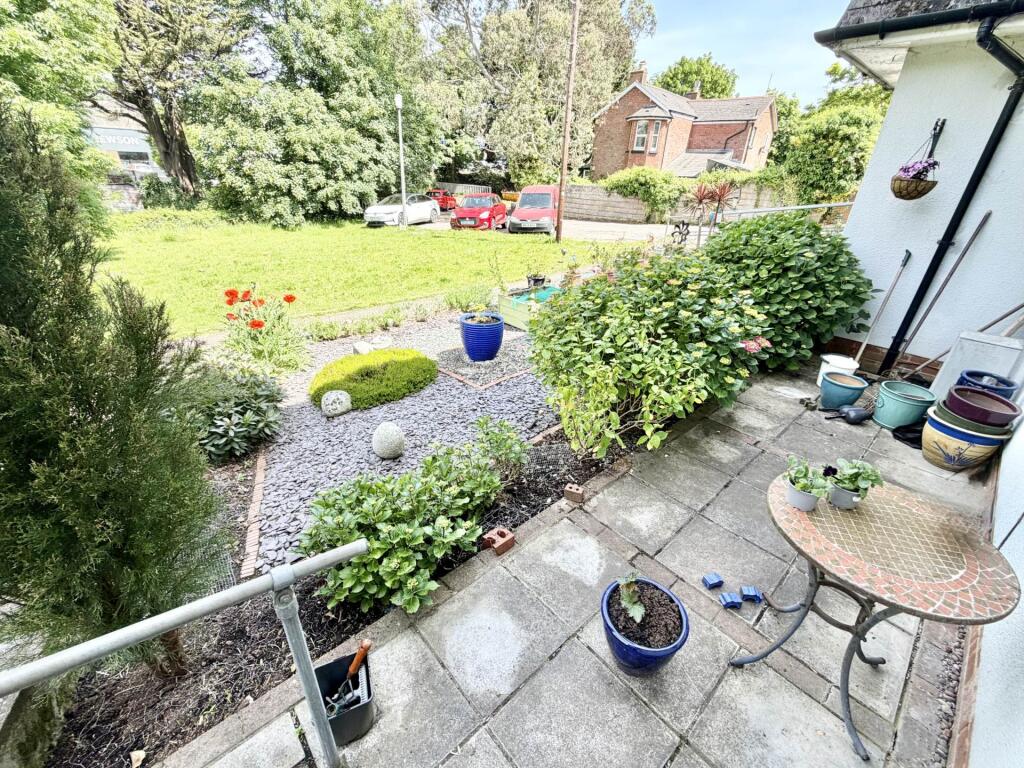 Apartment in East Devon, Exmouth - View 3