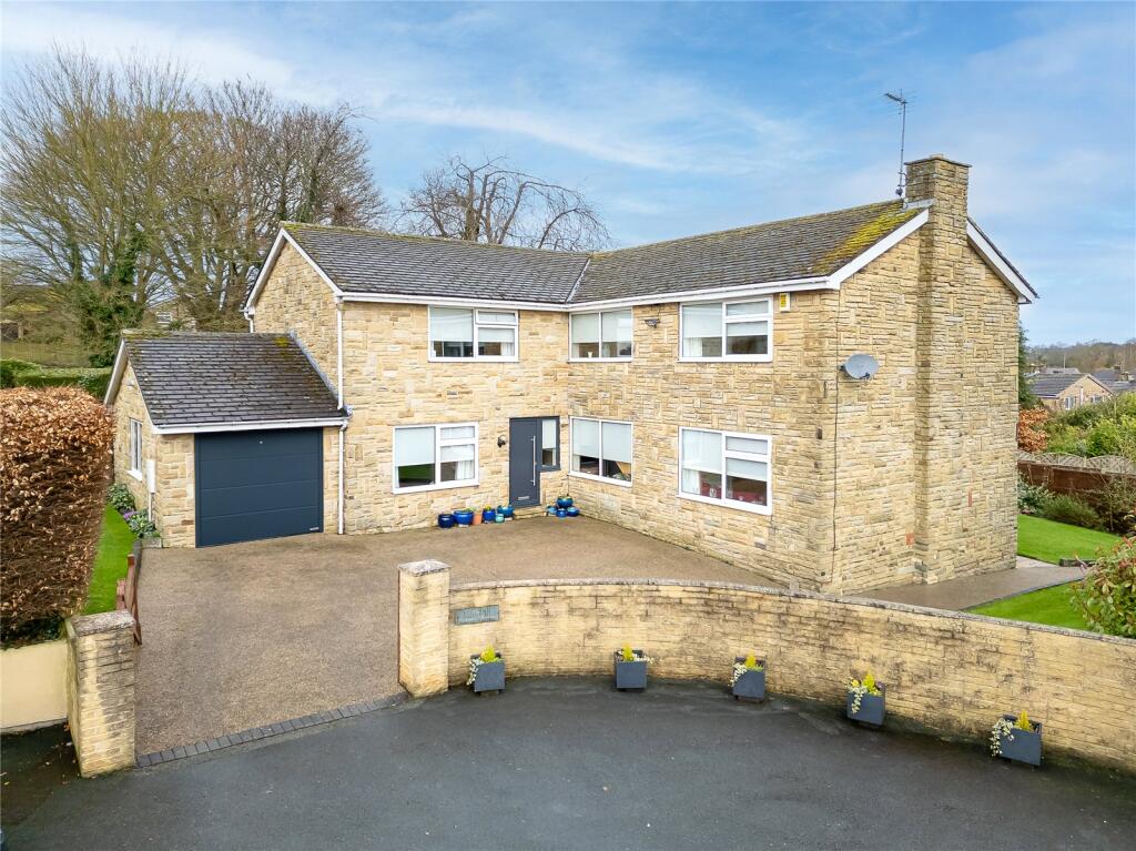 5-bed detached on Avon Close, Shadwell, LS17, £800,000